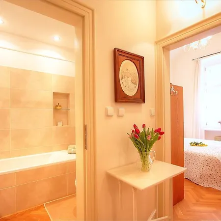 Botanical Garden Apartment Prague